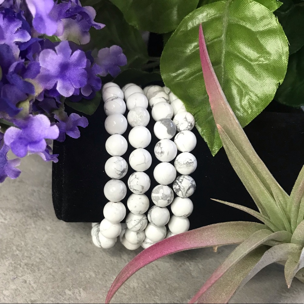 Howlite bracelet